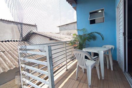 Casa à venda com 114m², 3 quartos e 2 vagas Casa à venda com 114m², 3 quartos e 2 vagasVaranda do quarto 3