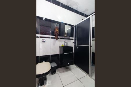 Casa à venda com 114m², 3 quartos e 2 vagas Casa à venda com 114m², 3 quartos e 2 vagasBanheiro do quarto 3