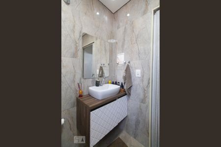 Banheiro de casa à venda com 3 quartos, 114m² em Conjunto Habitacional Marechal Mascarenhas de Morais, São Paulo