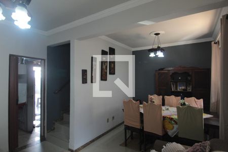 Sala de Estar de casa à venda com 5 quartos, 196m² em São João Batista (venda Nova), Belo Horizonte