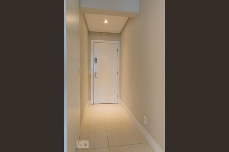 Hall de Entrada de apartamento para alugar com 2 quartos, 65m² em Cristo Rei, Curitiba