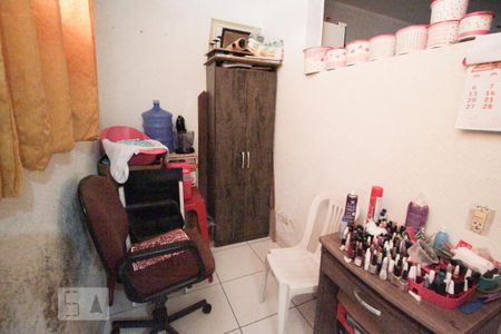 Casa para alugar com 240m², 2 quartos e 2 vagasComodo 