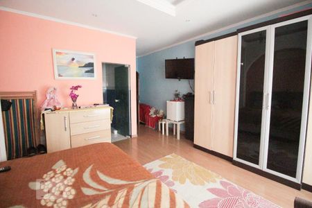 Casa para alugar com 240m², 2 quartos e 2 vagasSuite