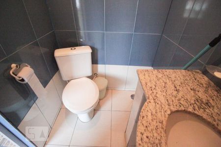 Casa para alugar com 240m², 2 quartos e 2 vagasBanheiro 2