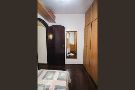 Casa à venda com 150m², 3 quartos e 3 vagasquarto 2