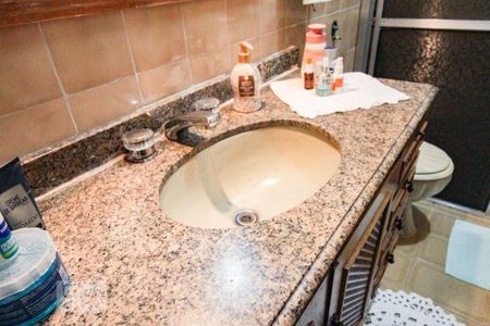 Casa à venda com 150m², 3 quartos e 3 vagasbanheiro social