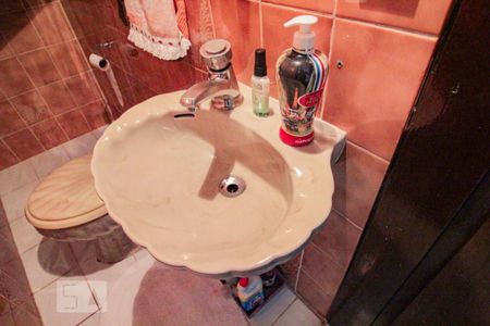 Casa à venda com 150m², 3 quartos e 3 vagaslavabo