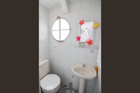 Casa à venda com 150m², 3 quartos e 3 vagasbanheiro de serviço