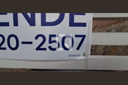 Código plaquinha MTXM-210 de apartamento à venda com 2 quartos, 79m² em Vila Palmares, Santo André