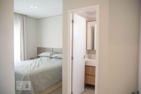 Apartamento à venda com 72m², 2 quartos e 2 vagasQuarto 2 - Suite