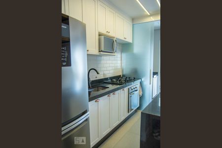 Apartamento à venda com 72m², 2 quartos e 2 vagasCozinha