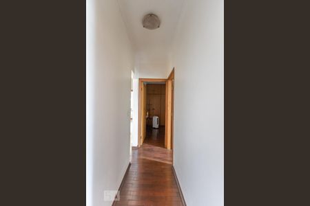 Casa à venda com 500m², 3 quartos e NaN vagasCorredor