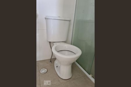 Apartamento para alugar com 50m², 2 quartos e 1 vaga Apartamento para alugar com 50m², 2 quartos e 1 vagaDetalhe Banheiro