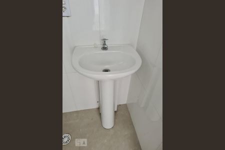 Apartamento para alugar com 50m², 2 quartos e 1 vaga Apartamento para alugar com 50m², 2 quartos e 1 vagaDetalhe Banheiro Quarto 2