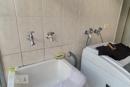 Casa à venda com 330m², 3 quartos e 2 vagasÁrea de serviço - Torneiras