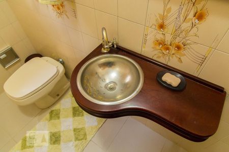 Lavabo - Detalhe de casa à venda com 3 quartos, 330m² em Vila Alexandria, São Paulo