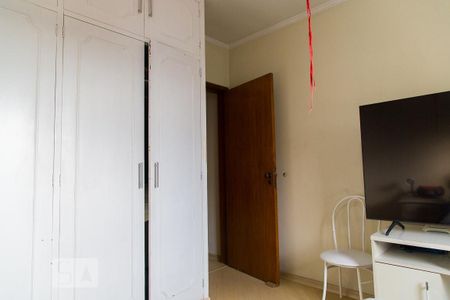 Casa à venda com 330m², 3 quartos e 2 vagasQuarto 2