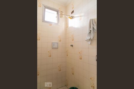 Casa à venda com 330m², 3 quartos e 2 vagasBanheiro de serviço