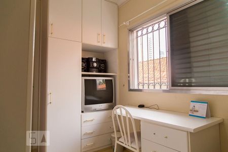 Casa à venda com 330m², 3 quartos e 2 vagasQuarto