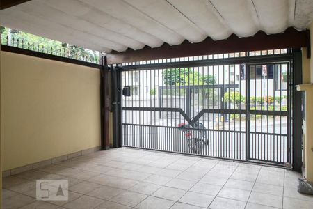 Casa à venda com 85m², 2 quartos e 2 vagas Casa à venda com 85m², 2 quartos e 2 vagasgaragem