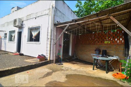 Pátio de casa à venda com 3 quartos, 119m² em Estância Velha, Canoas