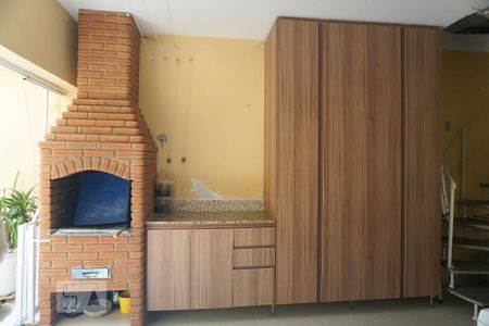 Casa à venda com 154m², 3 quartos e 4 vagasChurrasqueira