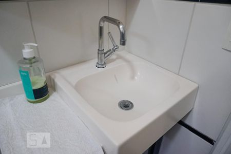 Casa à venda com 154m², 3 quartos e 4 vagasBanheiro Social