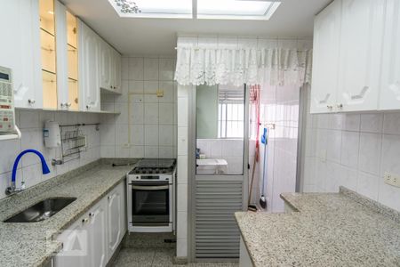 Cozinha de apartamento para alugar com 2 quartos, 67m² em Tatuapé, São Paulo