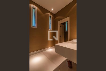 Casa de condomínio à venda com 1054m², 4 quartos e 5 vagasLavabo