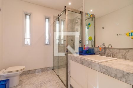 Casa de condomínio à venda com 1054m², 4 quartos e 5 vagasBanheiro da Suíte 2