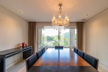 Sala de casa de condomínio à venda com 4 quartos, 1054m² em Alphaville, Santana de Parnaíba