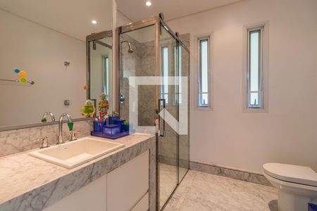 Casa de condomínio à venda com 1054m², 4 quartos e 5 vagasBanheiro da Suíte 3