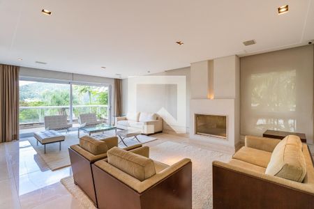 Sala de casa de condomínio à venda com 4 quartos, 1054m² em Alphaville, Santana de Parnaíba