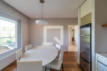 Casa de condomínio à venda com 1054m², 4 quartos e 5 vagasSala de Almoço