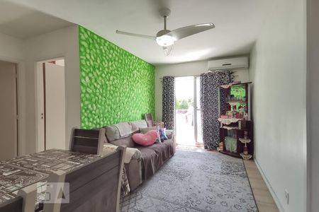 Sala de apartamento para alugar com 3 quartos, 53m² em Santos Dumont, São Leopoldo