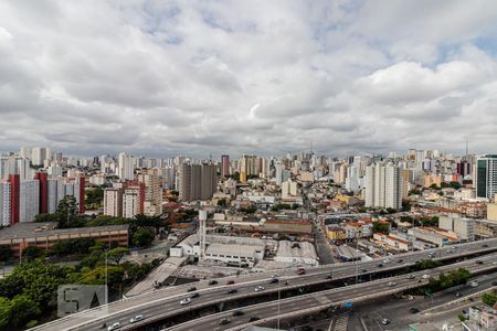 Vista da Sacada  de apartamento para alugar com 2 quartos, 45m² em Liberdade, São Paulo