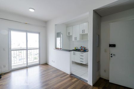 Sala  de apartamento para alugar com 2 quartos, 45m² em Liberdade, São Paulo
