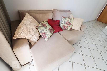 Sala de apartamento para alugar com 3 quartos, 78m² em Alto da Glória, Goiânia