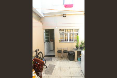 Casa à venda com 132m², 3 quartos e 2 vagasÁrea de Serviço