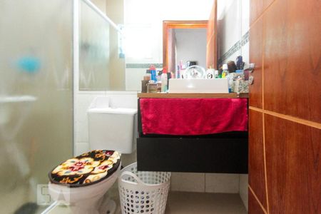 Casa à venda com 132m², 3 quartos e 2 vagasBanheiro da Suite