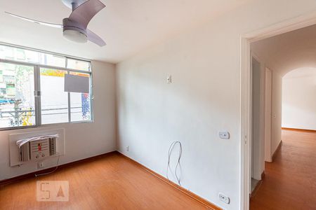 Apartamento à venda com 57m², 2 quartos e 1 vagaQuarto 2