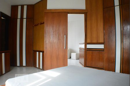 Quarto de apartamento para alugar com 1 quarto, 49m² em Parque Bela Vista, Salvador