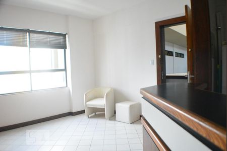 Sala de apartamento para alugar com 1 quarto, 49m² em Parque Bela Vista, Salvador
