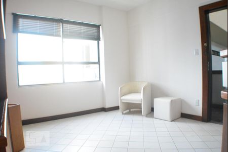 Sala de apartamento para alugar com 1 quarto, 49m² em Parque Bela Vista, Salvador