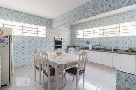 Casa para alugar com 296m², 3 quartos e 4 vagasCozinha