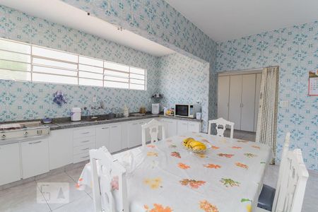 Casa para alugar com 296m², 3 quartos e 4 vagasCozinha