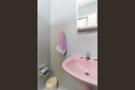 Casa para alugar com 296m², 3 quartos e 4 vagasBanheiro da Suíte