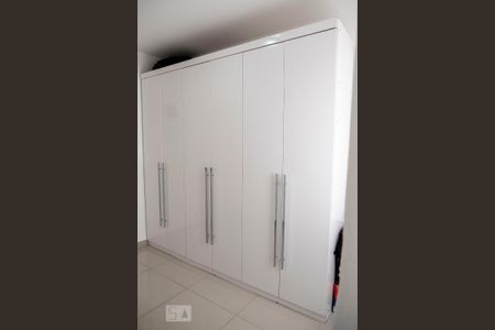 Apartamento à venda com 58m², 2 quartos e 1 vagaQuarto 2