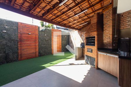 Casa à venda com 310m², 3 quartos e 2 vagasÁrea da churrasqueira