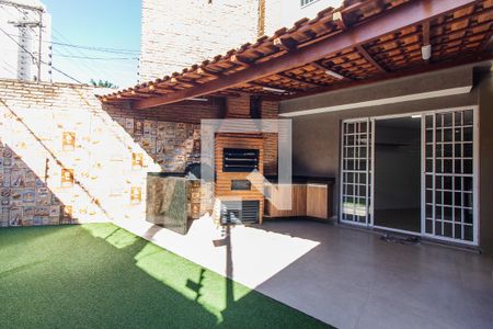 Casa à venda com 310m², 3 quartos e 2 vagasÁrea da churrasqueira